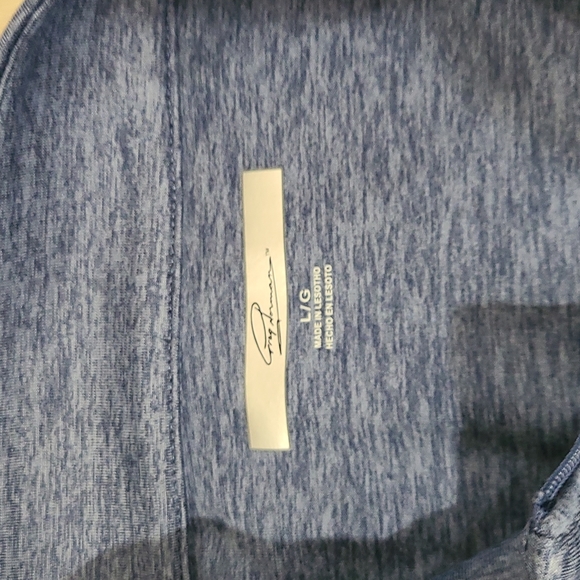 Greg Norman 1/4 Zip - Picture 2 of 2